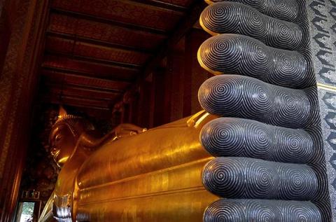 Buddha Wat Pho, Reclining