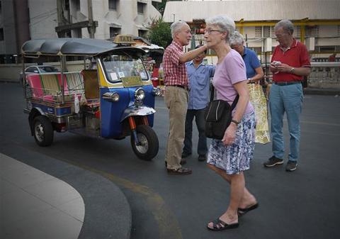 tuk-tuk bangkok